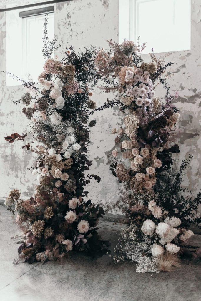 HOW TO USE INSTAGRAM TO PREPARE FOR YOU WEDDING